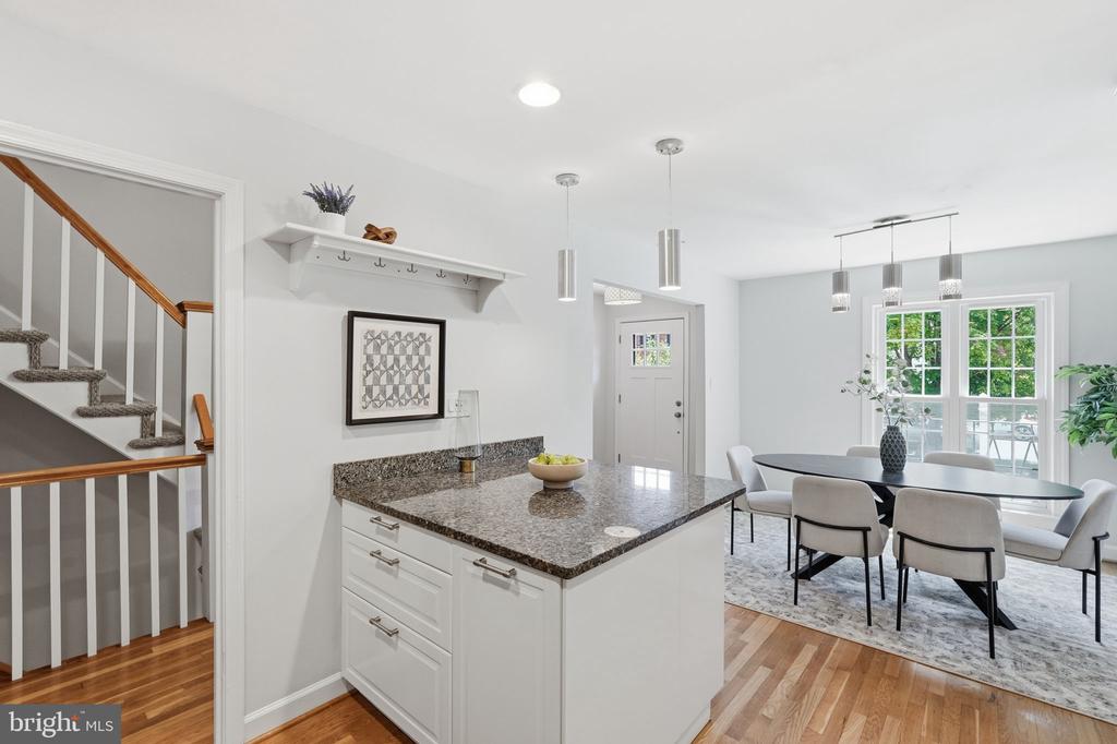 3318 ARDLEY COURT