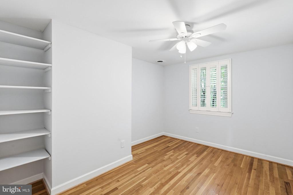 3318 ARDLEY COURT