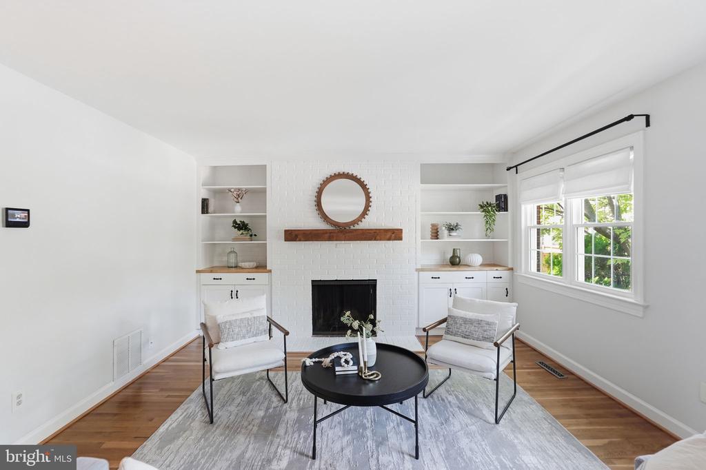 3318 ARDLEY COURT