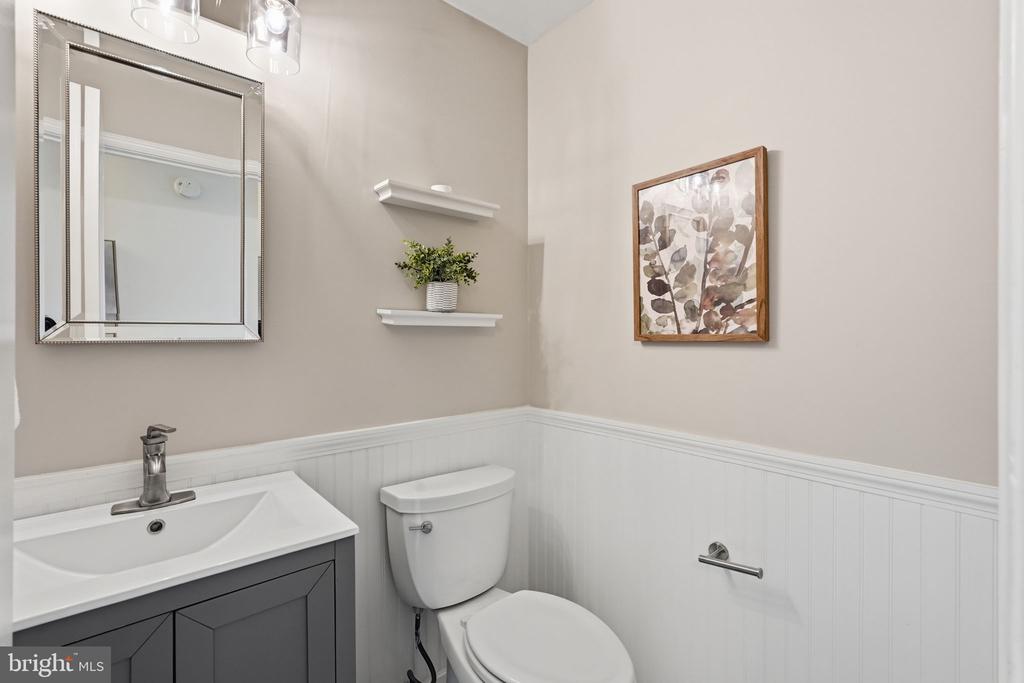 3318 ARDLEY COURT