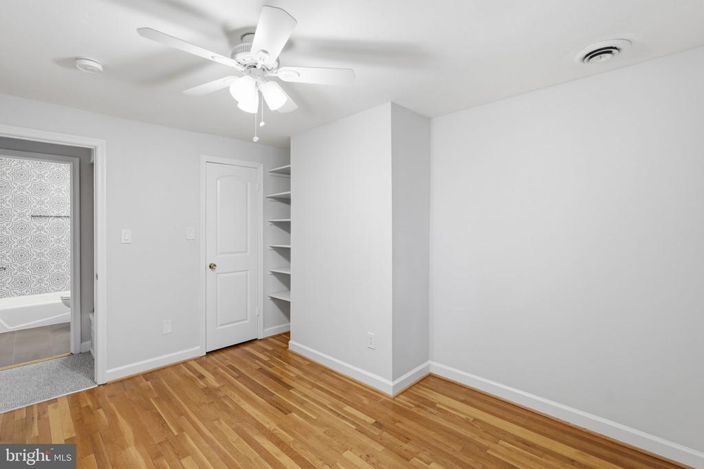 3318 ARDLEY COURT