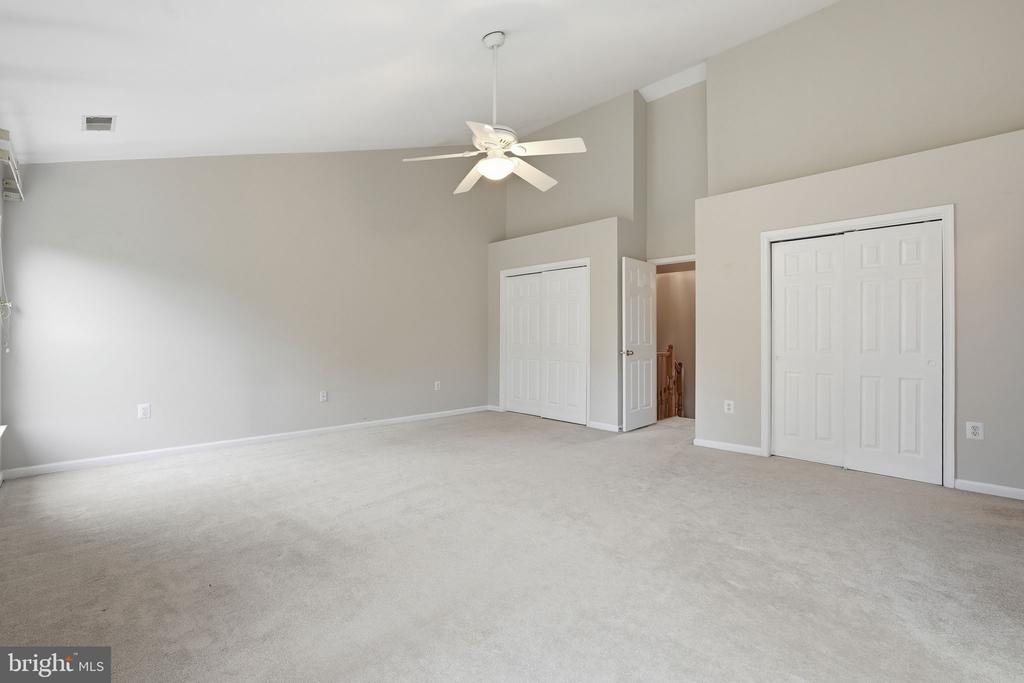 13222 GOOSE POND LANE