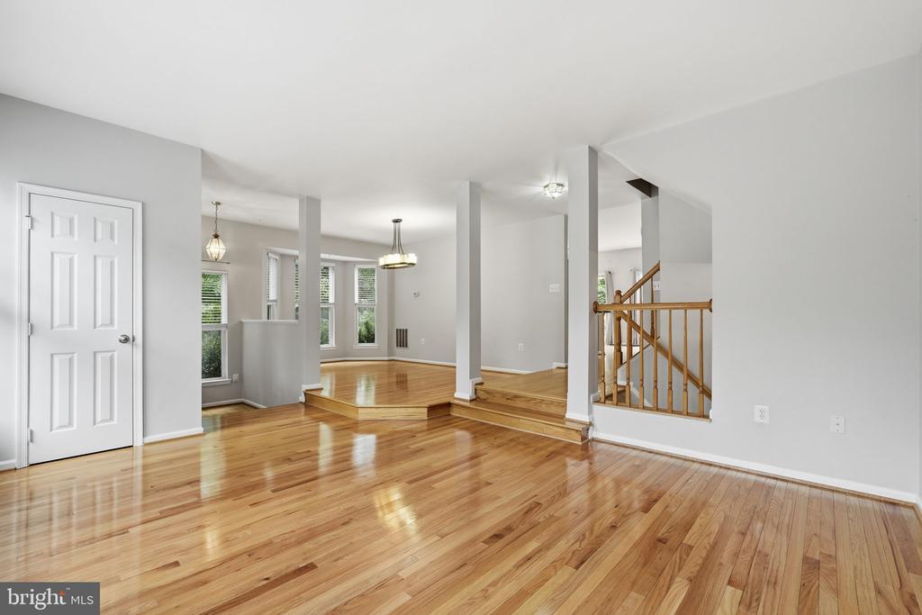 13222 GOOSE POND LANE