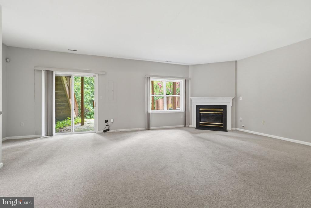 13222 GOOSE POND LANE