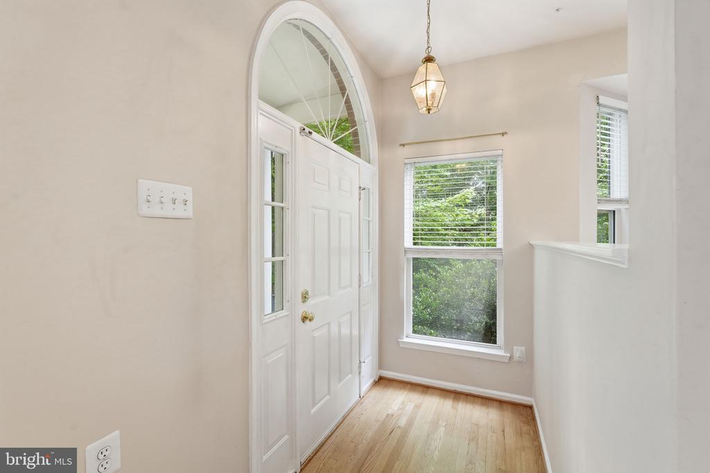 13222 GOOSE POND LANE