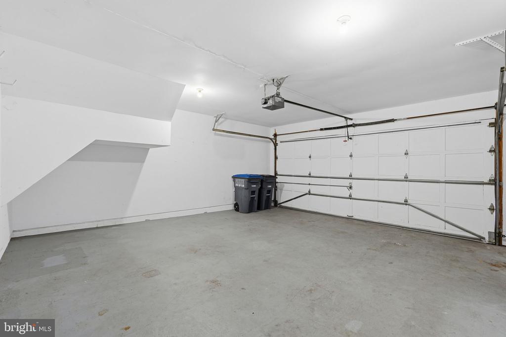 13222 GOOSE POND LANE