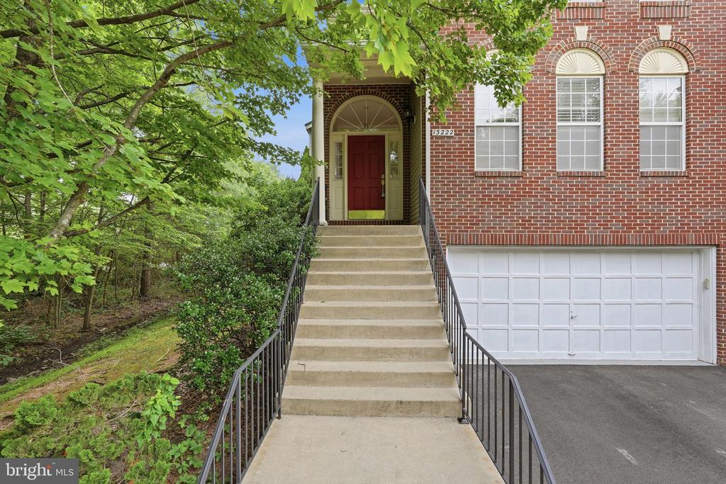 13222 GOOSE POND LANE
