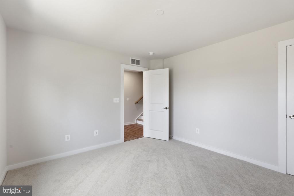 2118 ACADIA ROAD