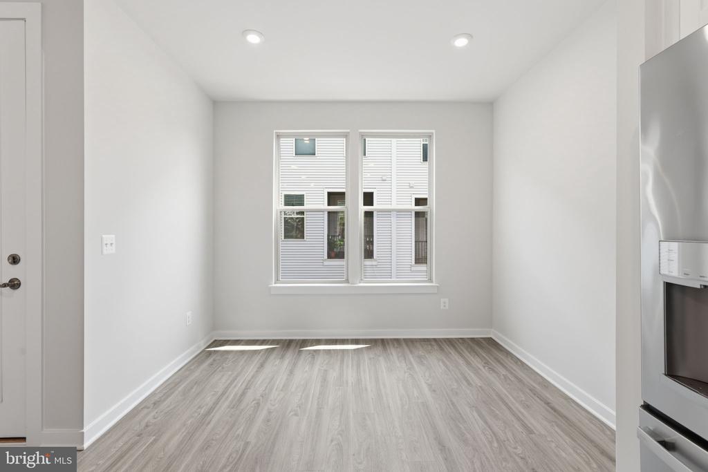 2118 ACADIA ROAD
