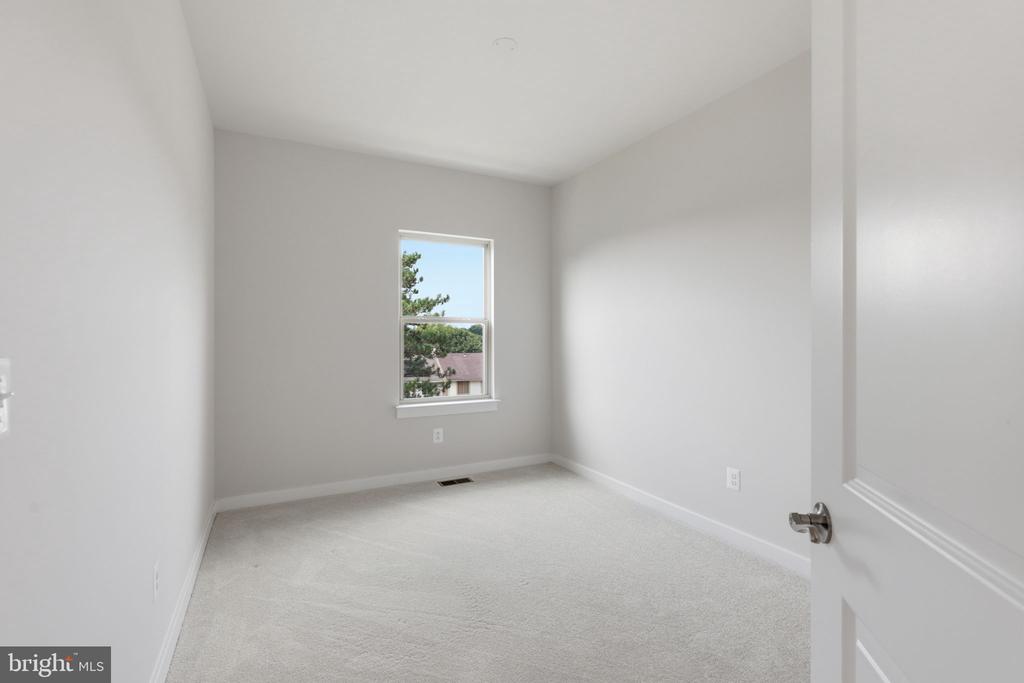 2118 ACADIA ROAD