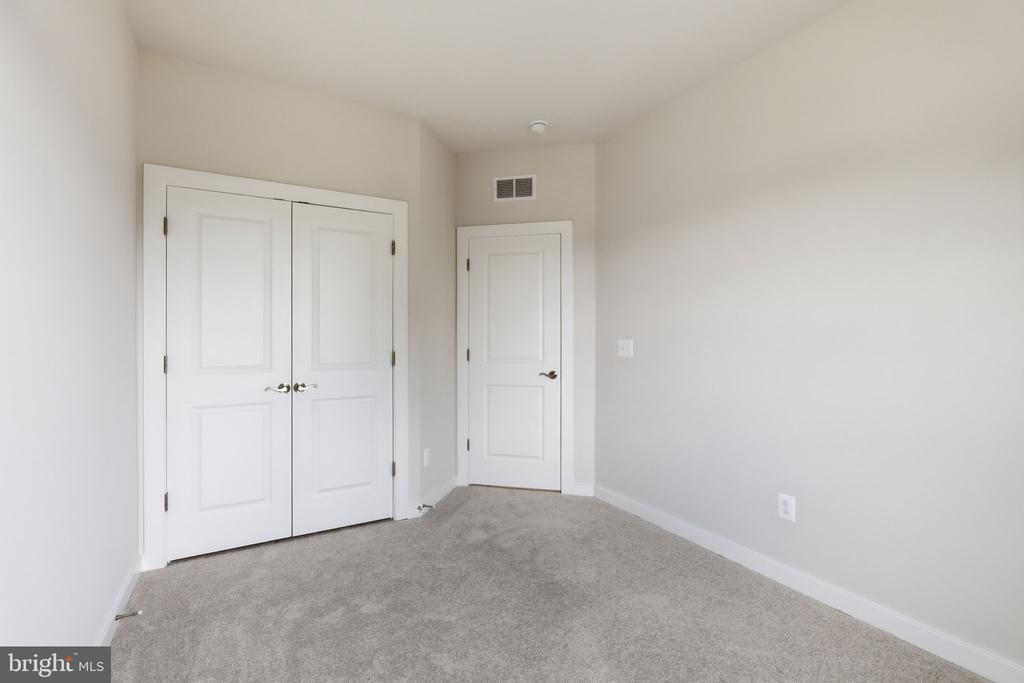 2118 ACADIA ROAD