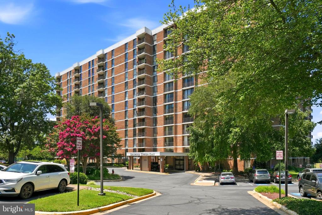 2311 PIMMIT DRIVE Unit: 511E