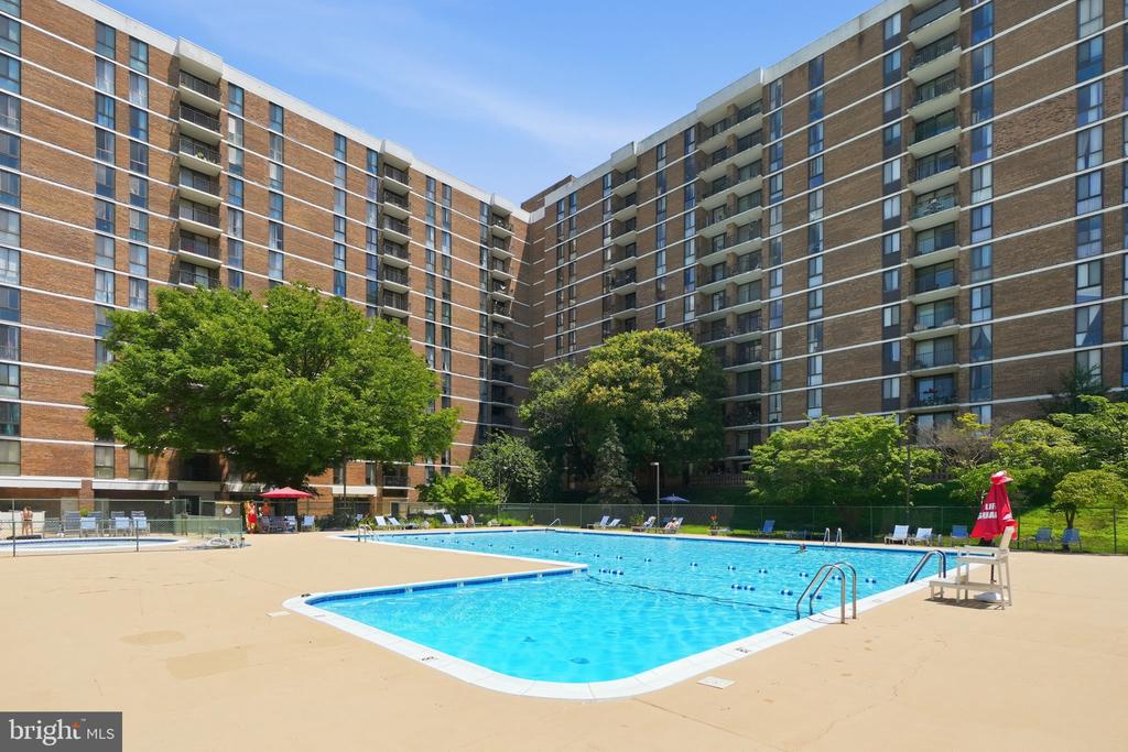 2311 PIMMIT DRIVE Unit: 511E