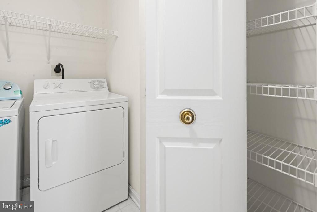 7014 METROPOLITAN PLACE Unit: 302