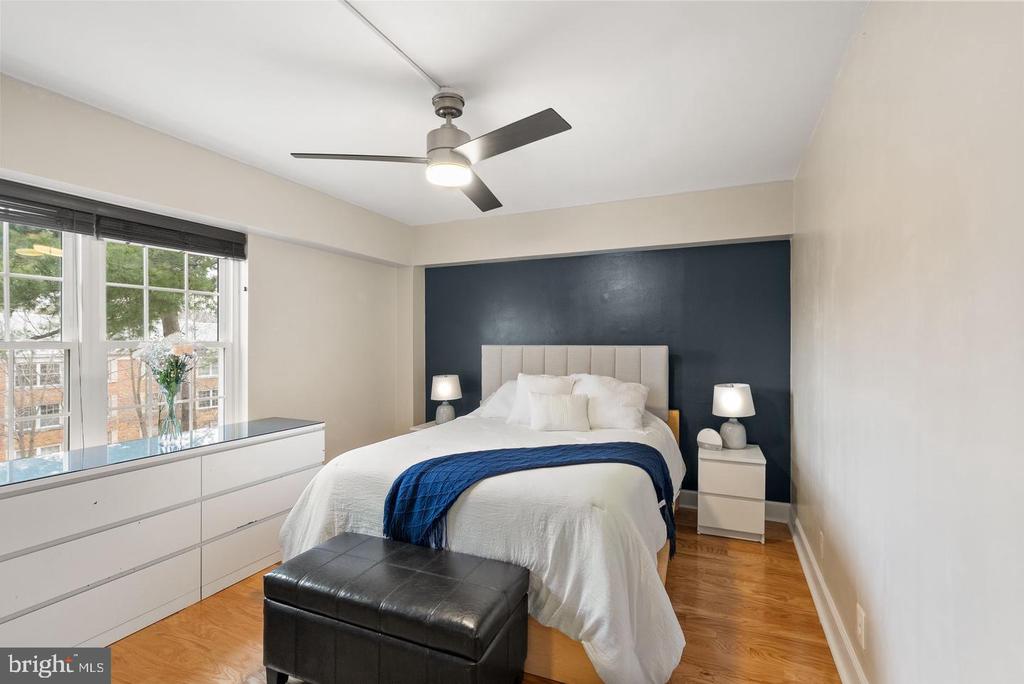 7651 TREMAYNE PLACE Unit: 211