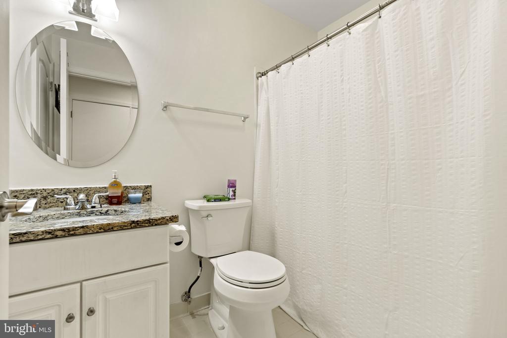 6601 THACKWELL WAY Unit: 3-I
