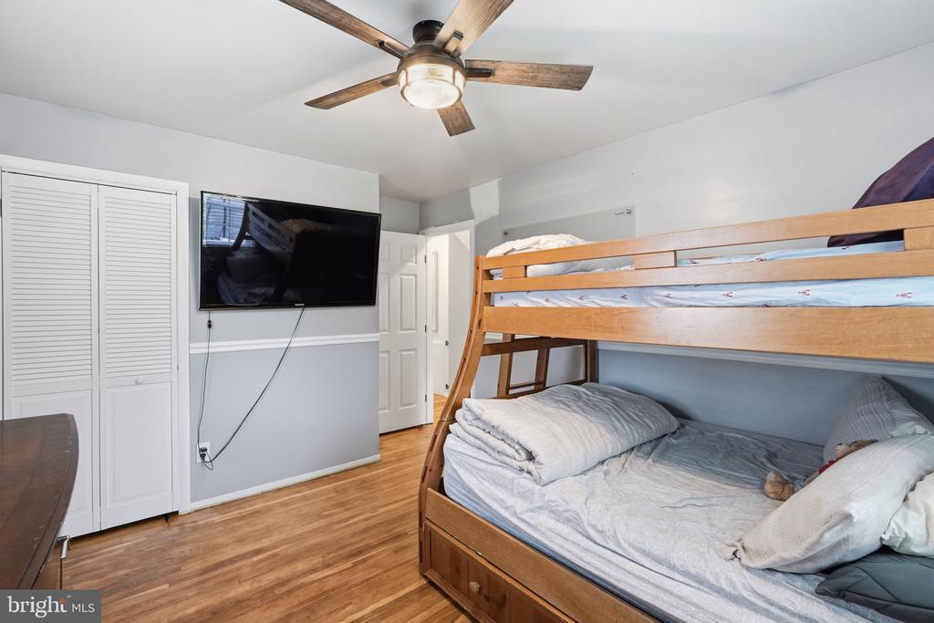 7023 ASHBURY DRIVE
