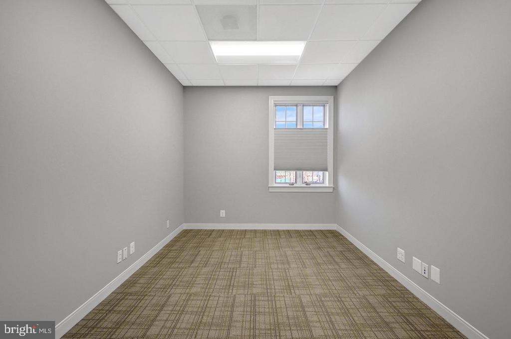 746 WALKER ROAD Unit: 26