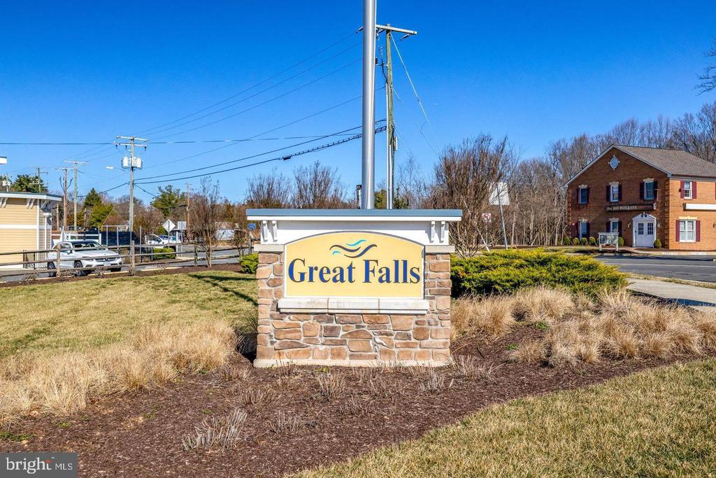 746 WALKER ROAD Unit: 26