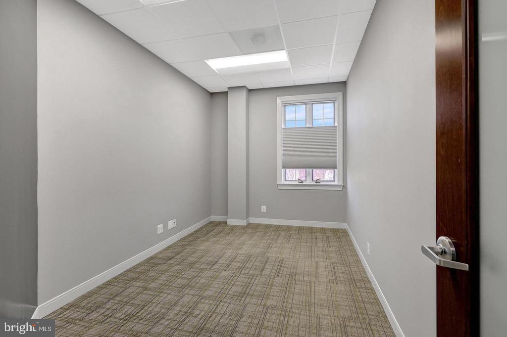 746 WALKER ROAD Unit: 26