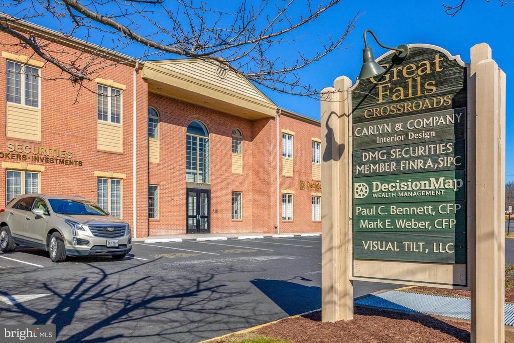 746 WALKER ROAD Unit: 26