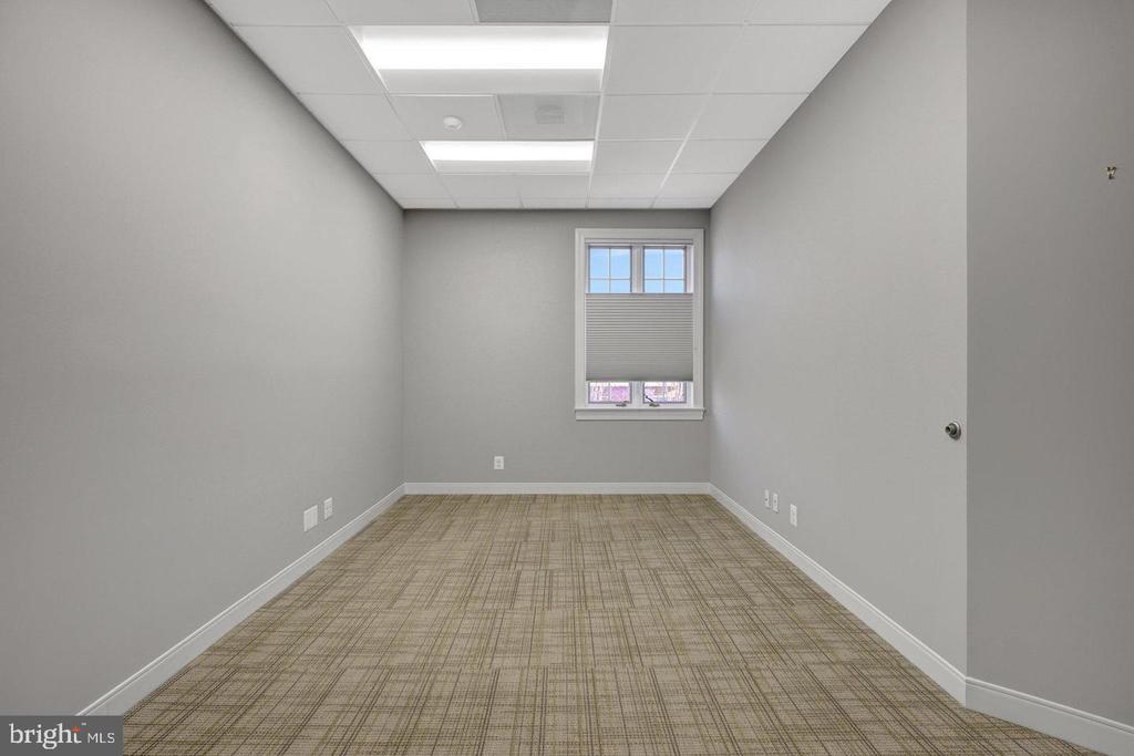 746 WALKER ROAD Unit: 26