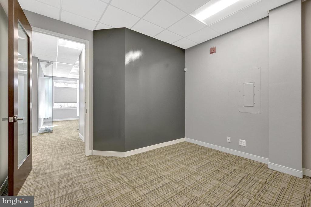 746 WALKER ROAD Unit: 26