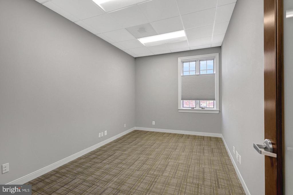 746 WALKER ROAD Unit: 26