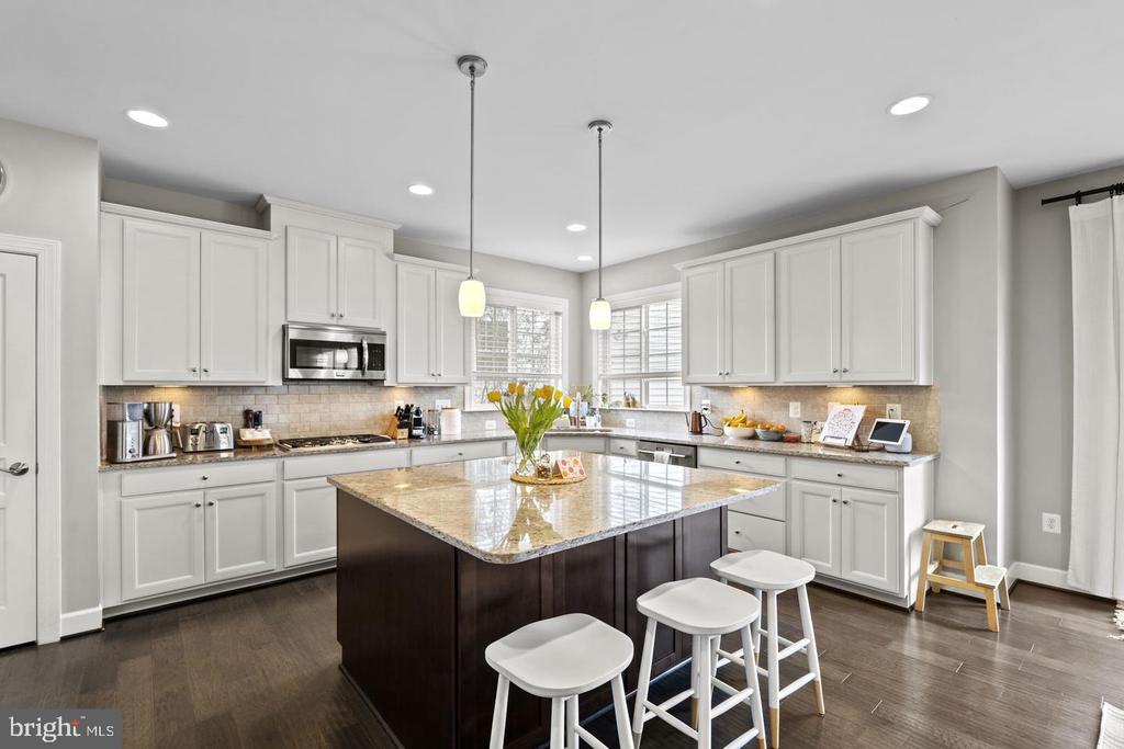 9228 CLEMENTINE COURT