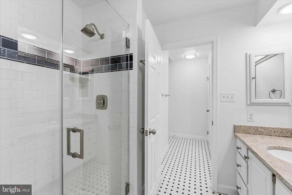 15251 EAGLE TAVERN WAY