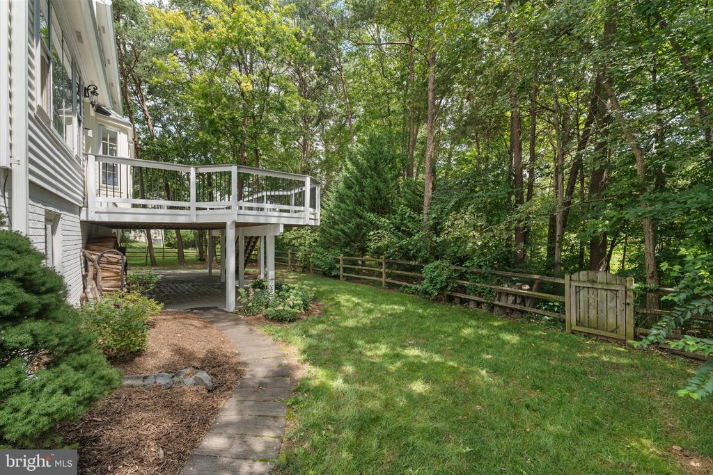 15251 EAGLE TAVERN WAY