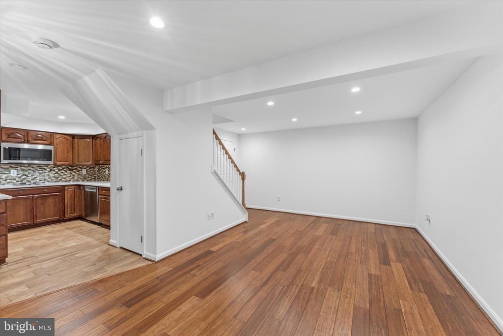 15251 EAGLE TAVERN WAY