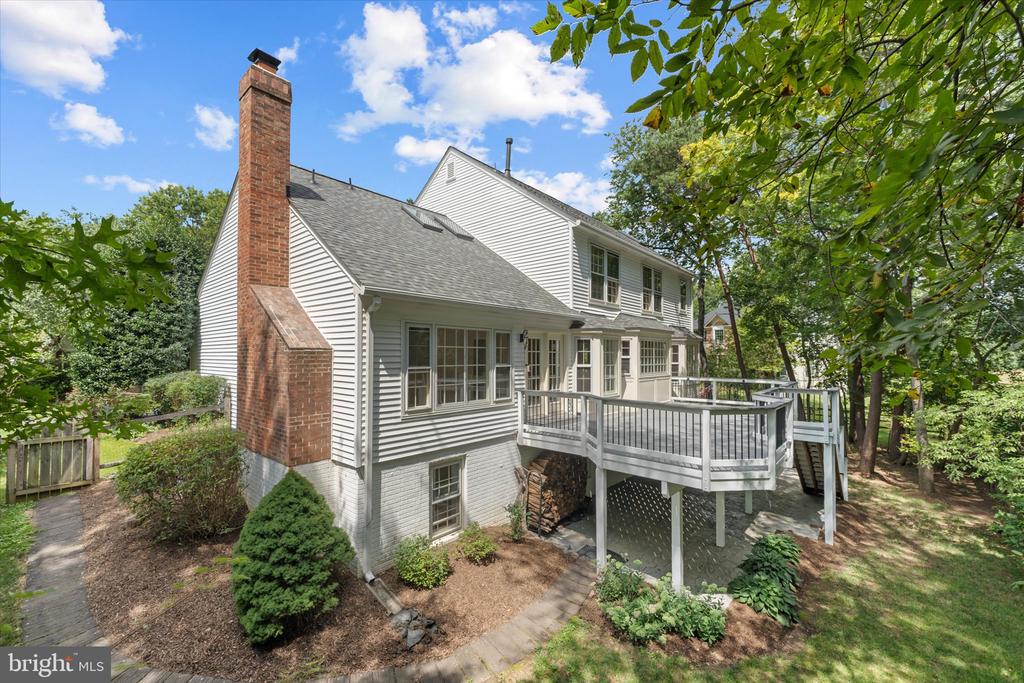 15251 EAGLE TAVERN WAY