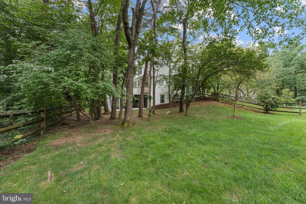 15251 EAGLE TAVERN WAY