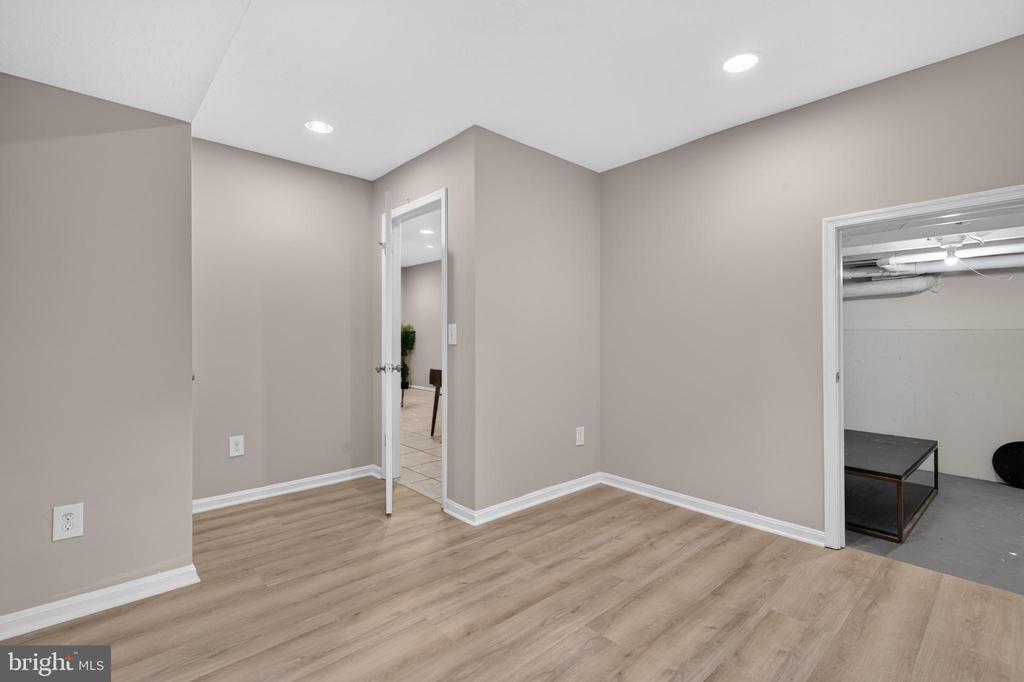 3609 BUCKEYE COURT