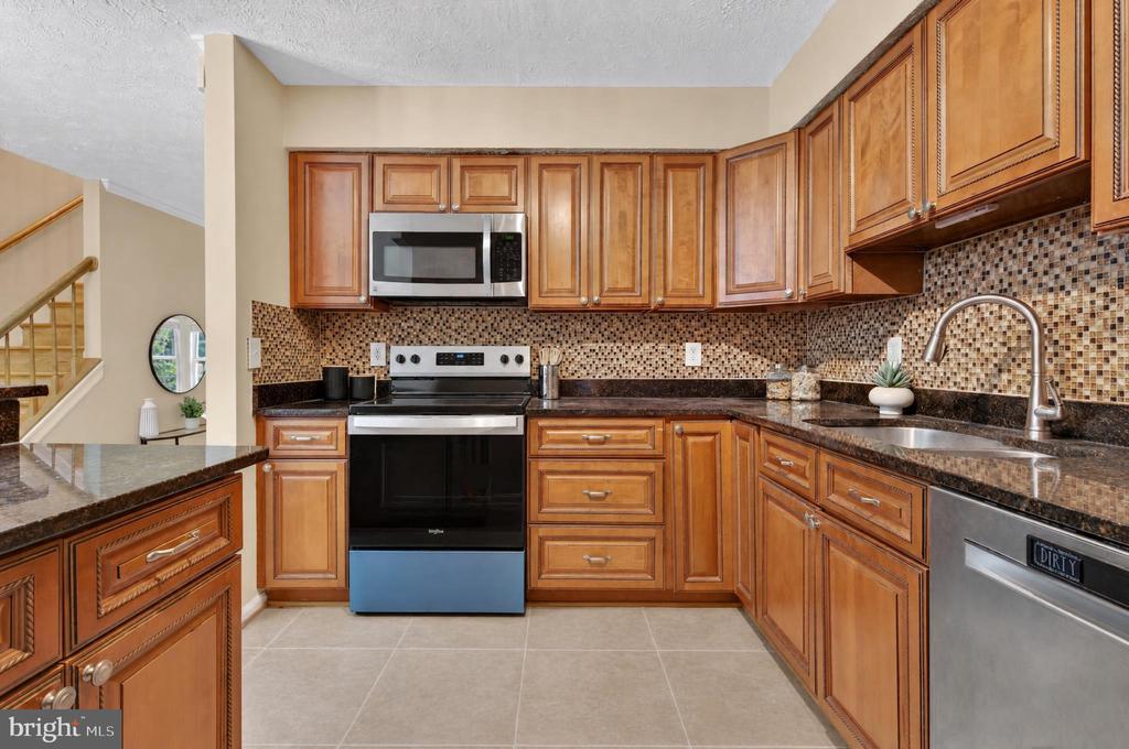3609 BUCKEYE COURT