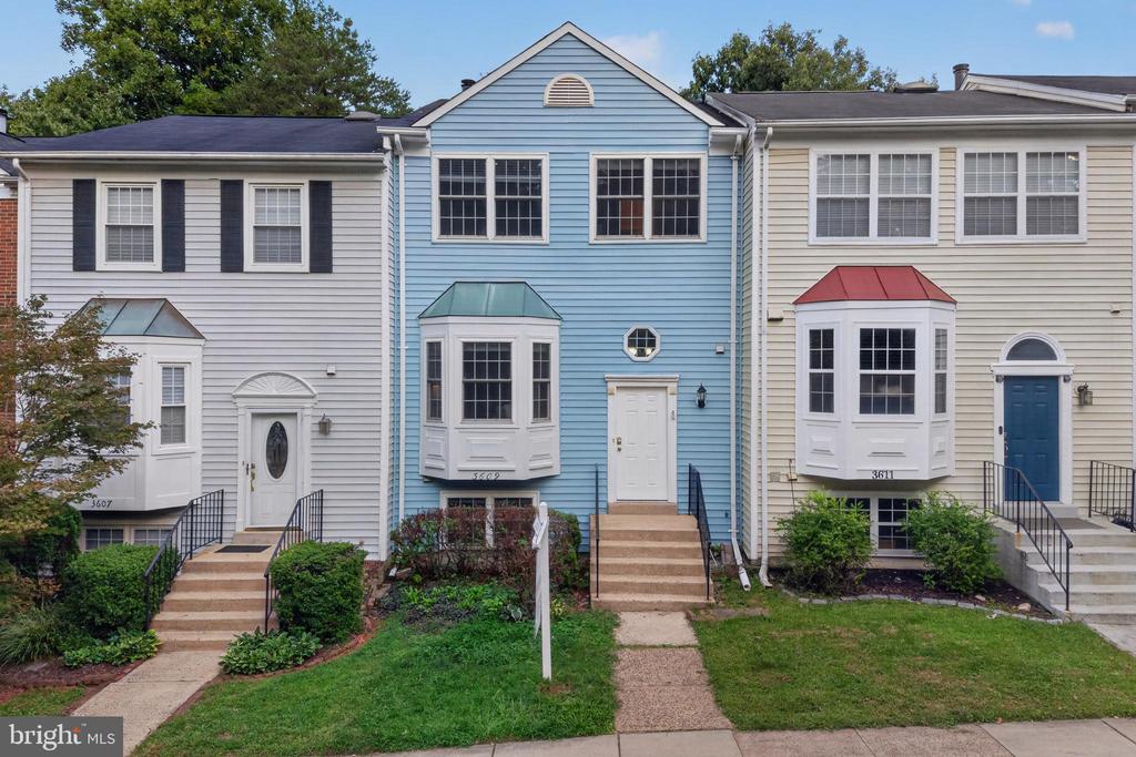 3609 BUCKEYE COURT