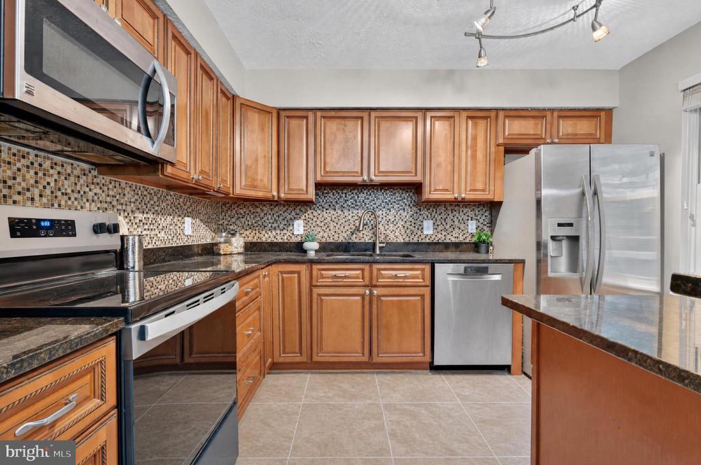 3609 BUCKEYE COURT