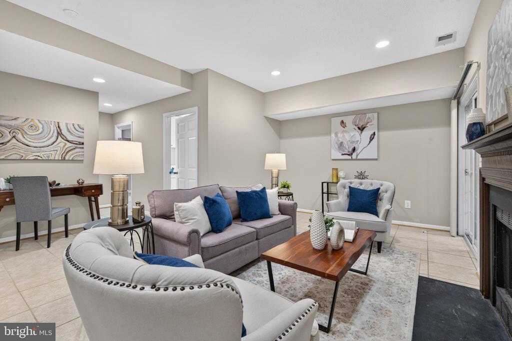 3609 BUCKEYE COURT