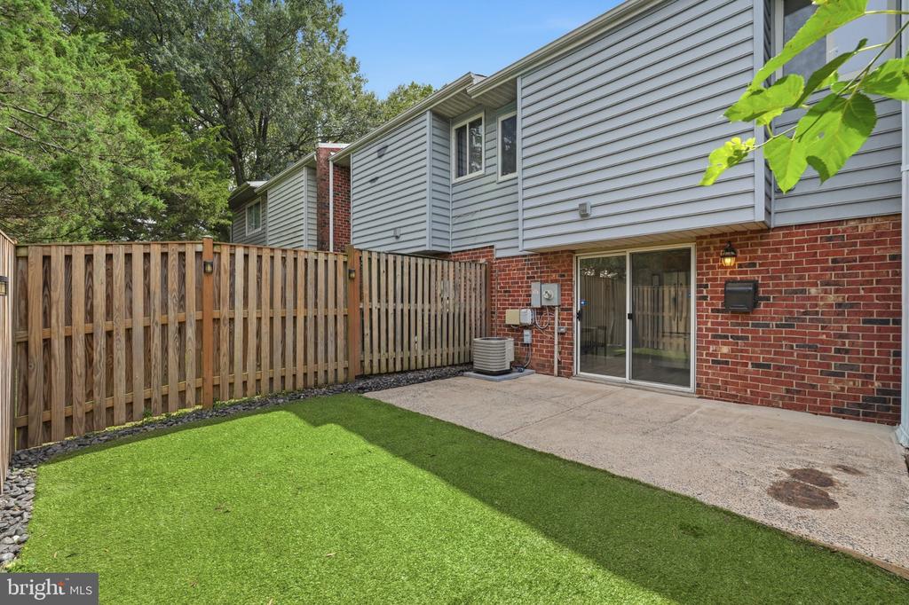 13274 POENER PLACE