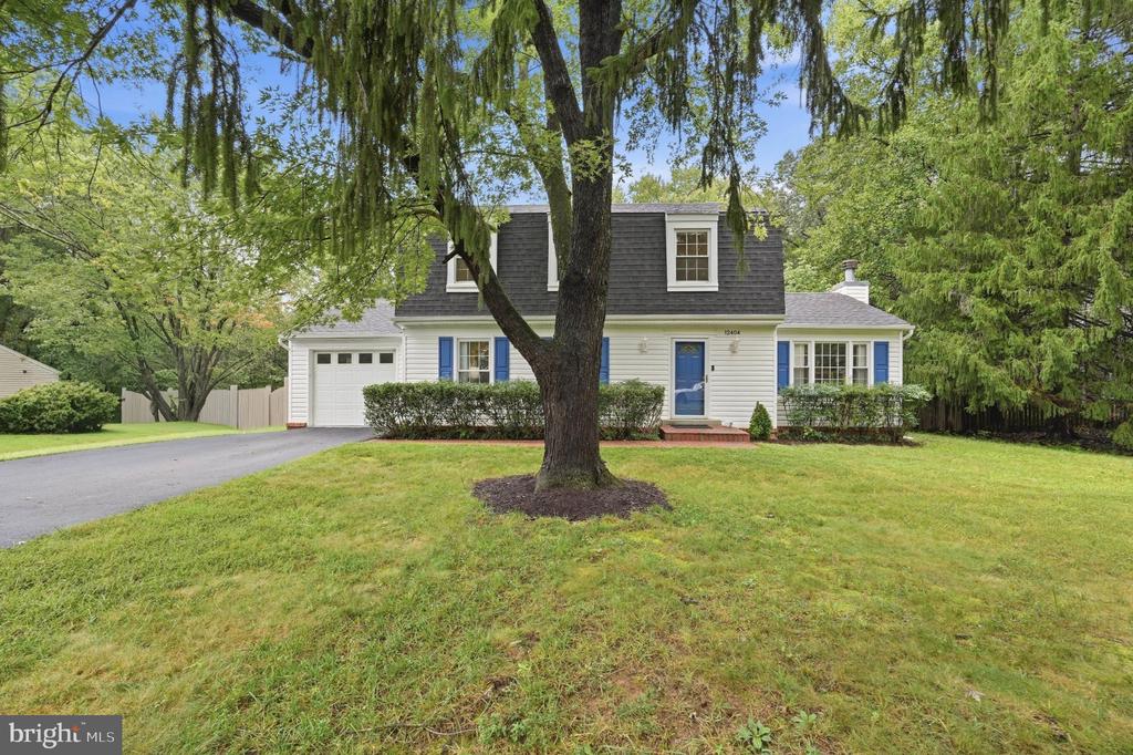 12404 KINGS LAKE DRIVE
