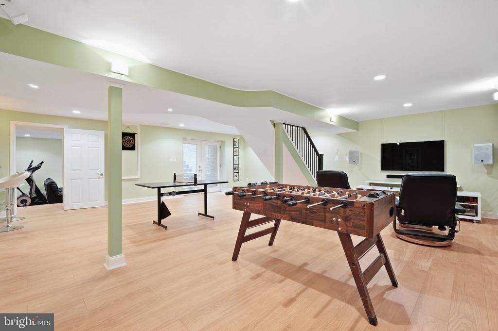 12404 KINGS LAKE DRIVE