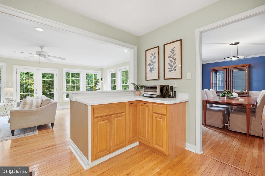 12404 KINGS LAKE DRIVE