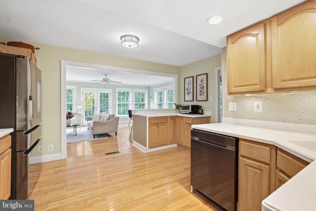 12404 KINGS LAKE DRIVE