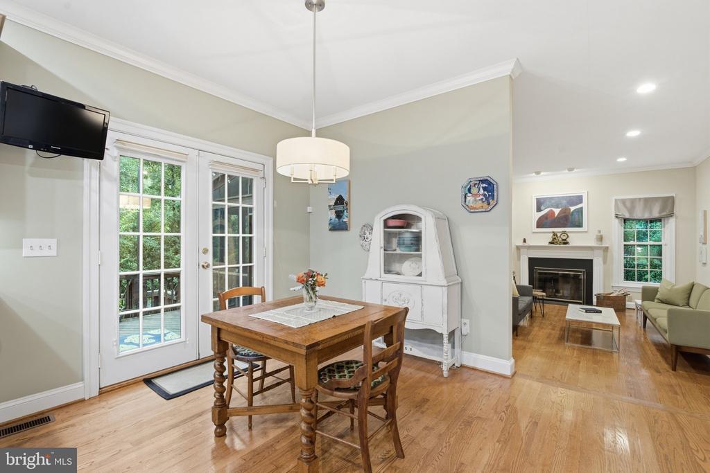 3705 LINDA LANE