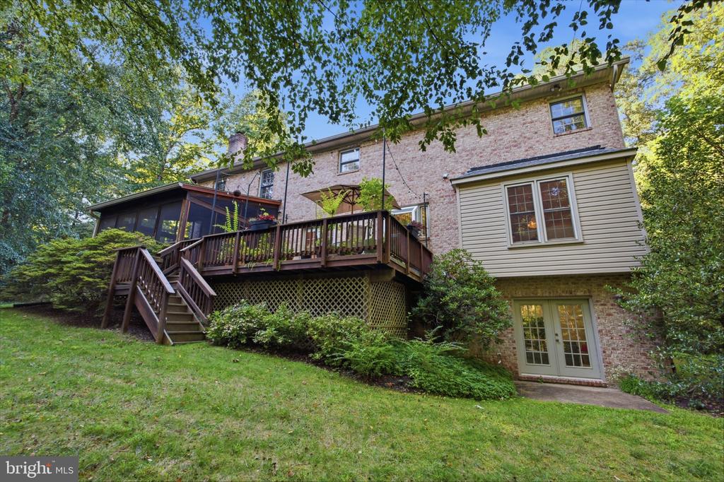 3705 LINDA LANE
