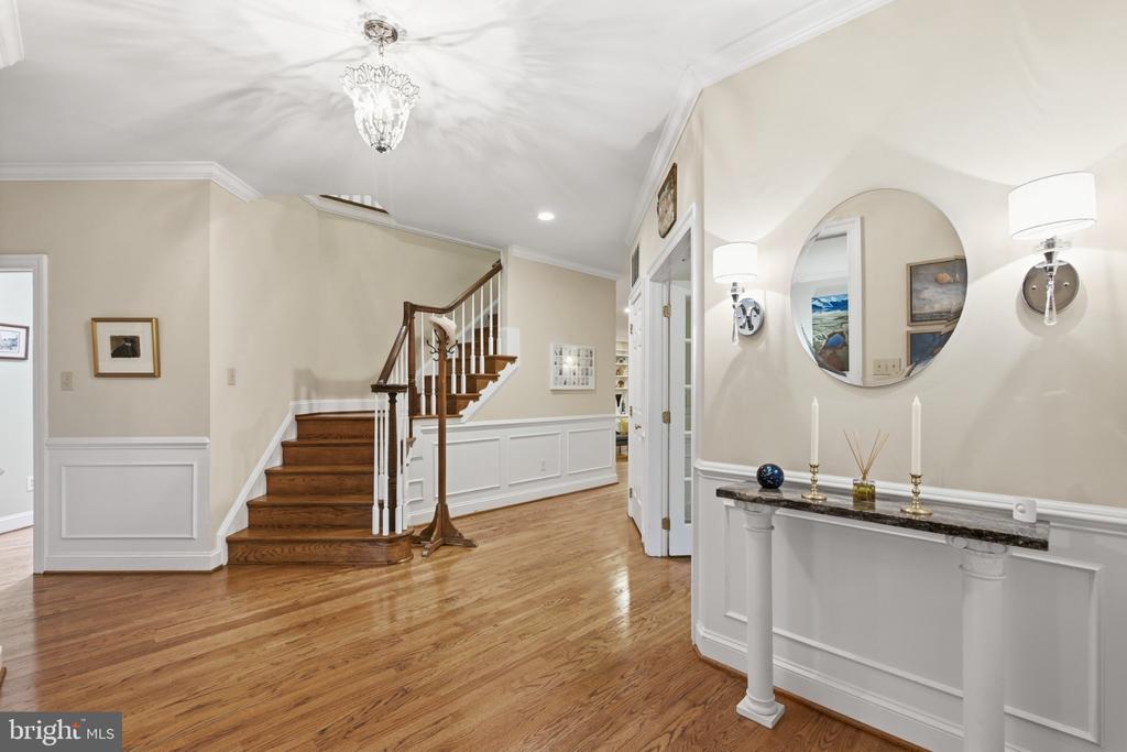 3705 LINDA LANE
