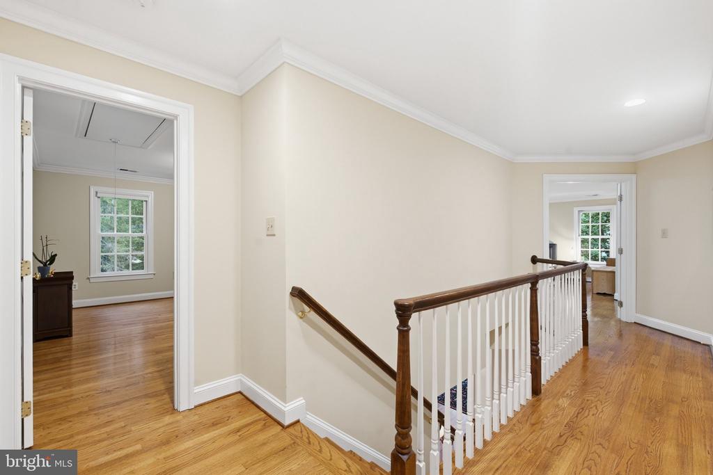 3705 LINDA LANE