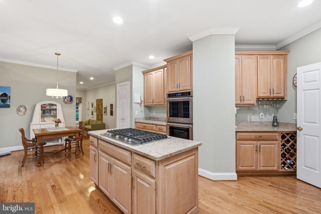 3705 LINDA LANE