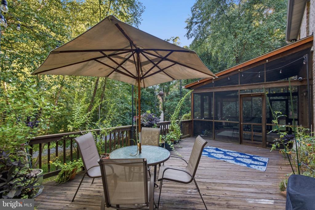 3705 LINDA LANE